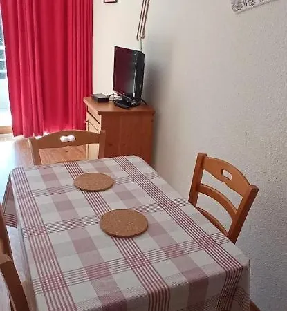 Studio Chamrousse 1700 Pour 4 Personnes - Au Calme - Avec Wifi Exterior photo