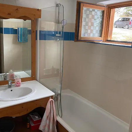Studio Chamrousse 1700 Pour 4 Personnes - Au Calme - Avec Wifi Exterior photo